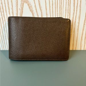 LOUIS VUITTON Taiga Porte-Billet 3 Voler Bifold Wallet Dark Brown